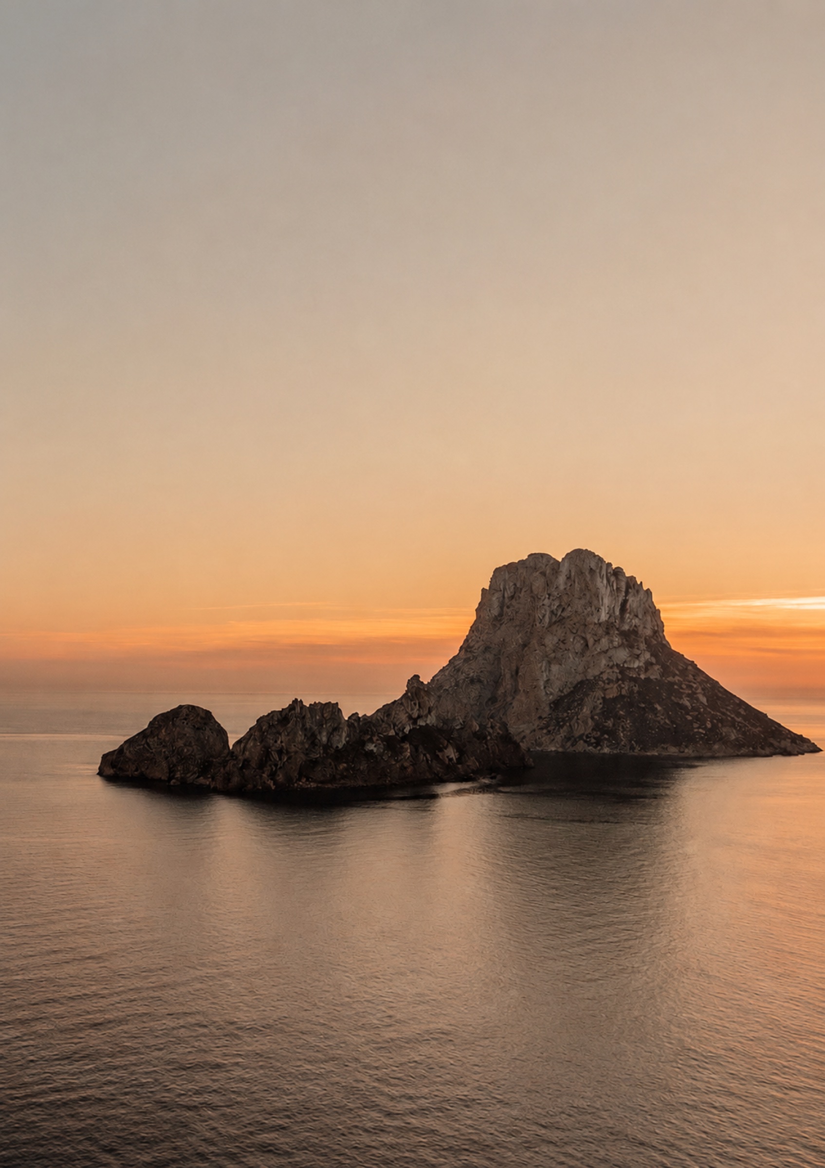 The Hair Business Summit, Es Vedrà, Ibiza bij zonsondergang